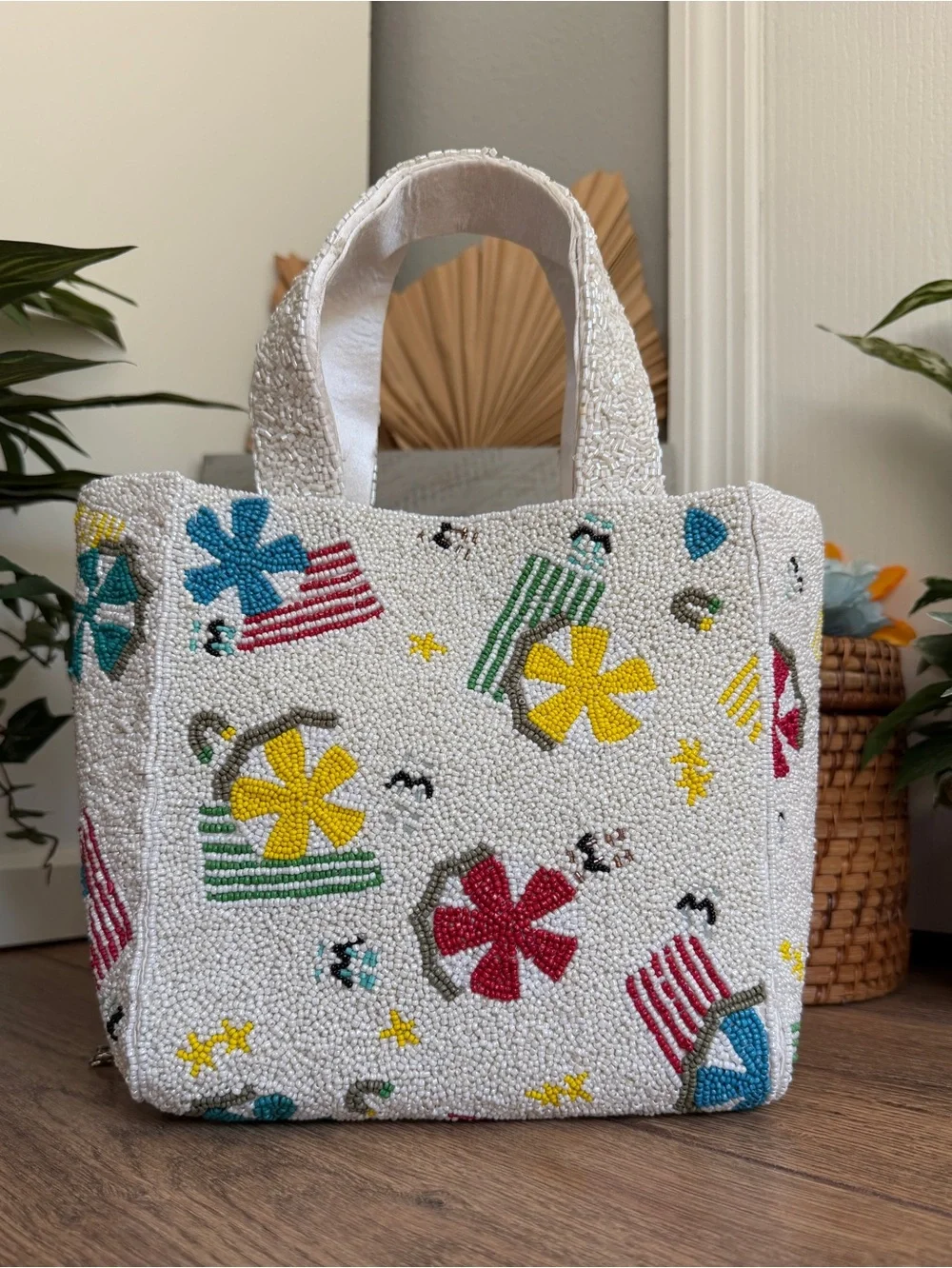 India Hand-Beaded Crossbody Beach Seaside Tote Bag – NWT - Mother’s Day Gift - Picture 4 of 9